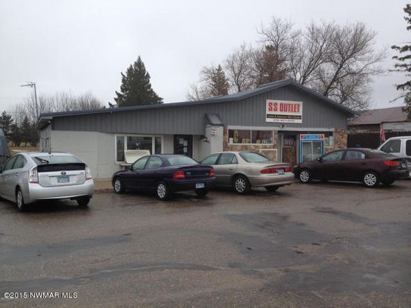 SS Outlet: 154 Centerline Rd N, Solway, MN 56678